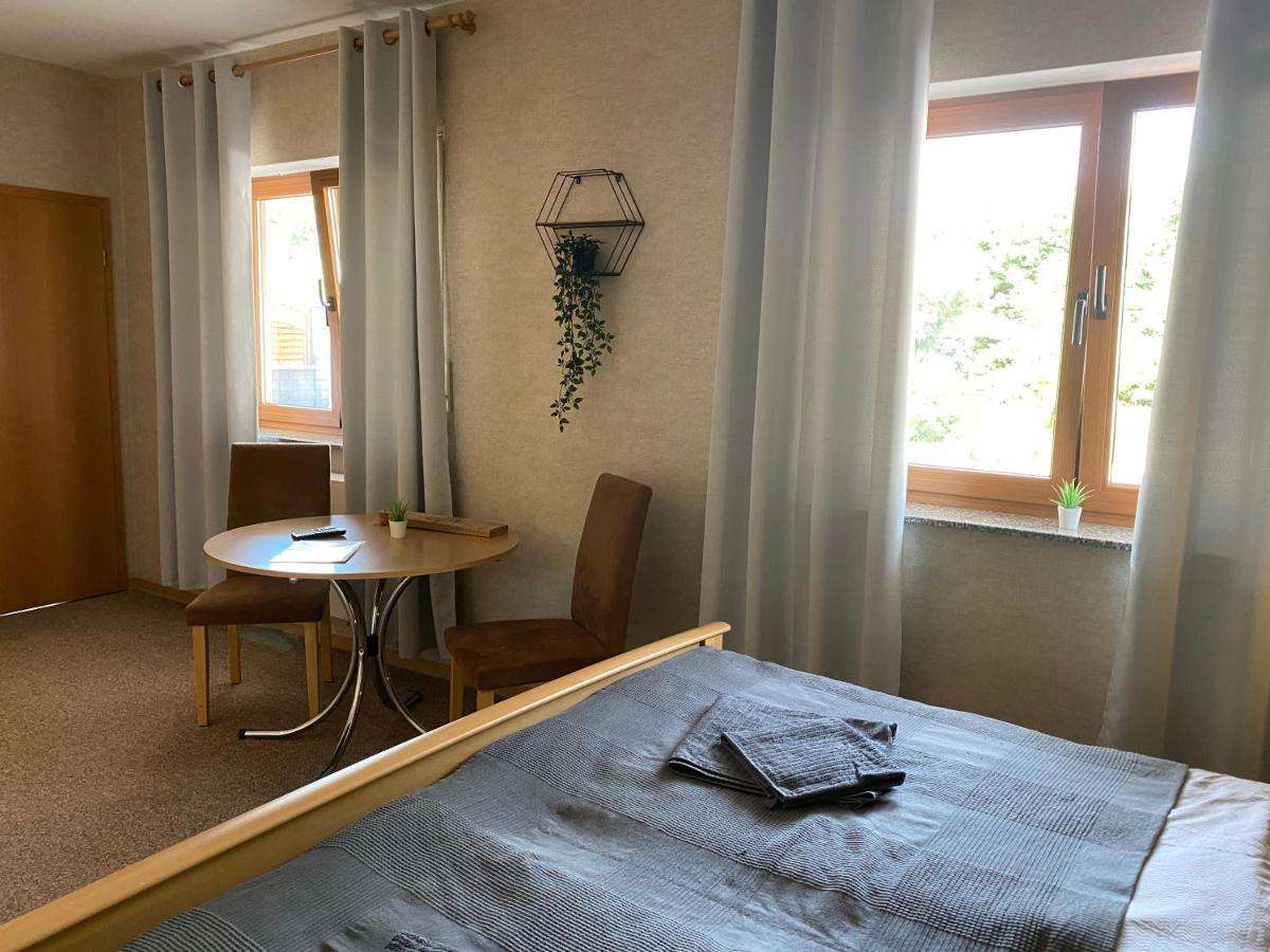 Rooms4Ring Privatzimmer Am Nurburgring Quiddelbach 外观 照片
