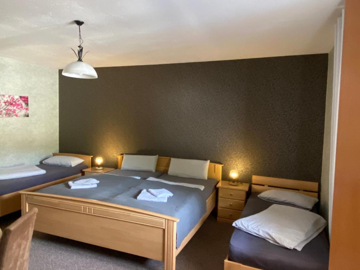 Rooms4Ring Privatzimmer Am Nurburgring Quiddelbach 外观 照片
