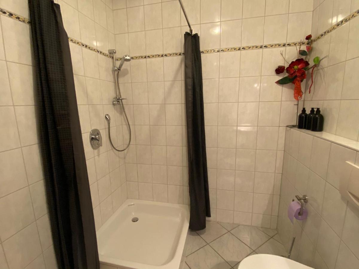 Rooms4Ring Privatzimmer Am Nurburgring Quiddelbach 外观 照片